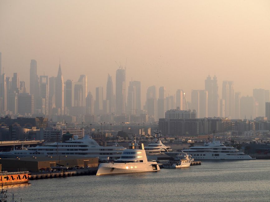What to bid in Dubai